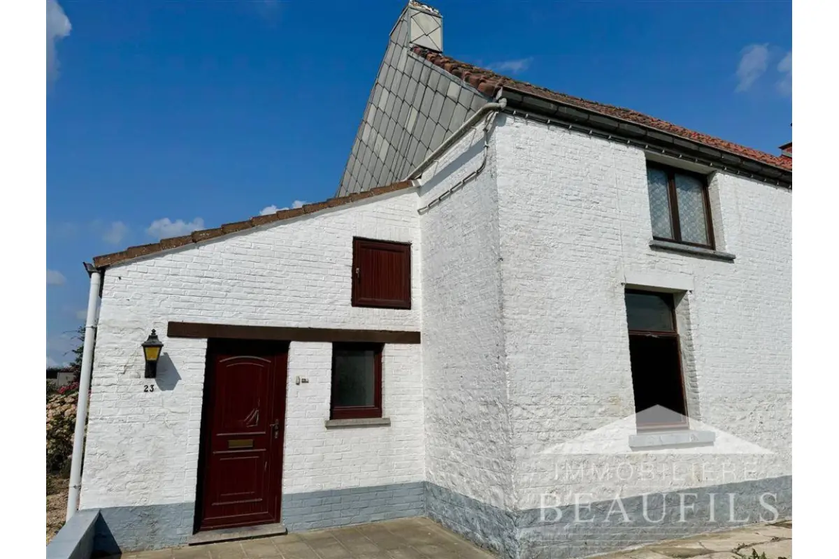 Huis te  koop in Oud-Genepiën 1472 180000.00€ 2 slaapkamers 110.00m² - Zoekertje 553535