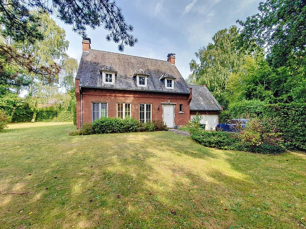 Villa à louer à Wezembeek-Oppem 1970 3100.00€ 4 chambres 180.00m² - Annonce 553390