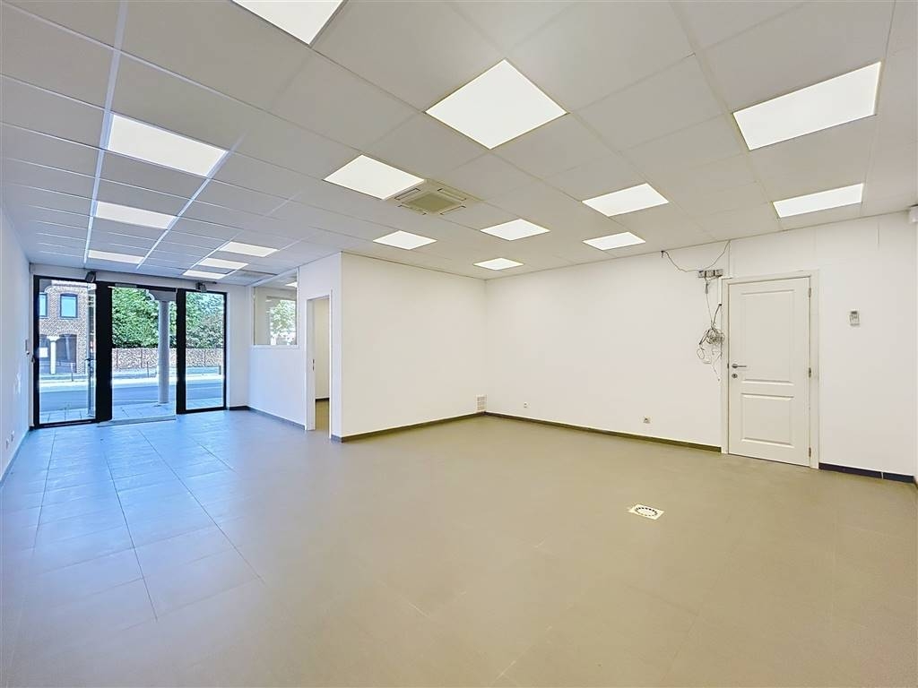 Commerce à louer à Incourt 1315 1000.00€ chambres 60.00m² - Annonce 557153