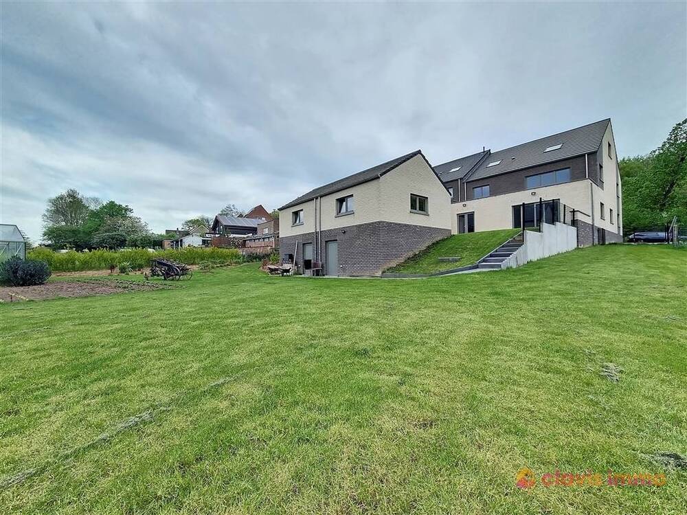 Huis te  huur in Huizingen 1654 2950.00€ 5 slaapkamers 345.00m² - Zoekertje 557727