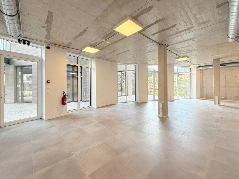 Commerce à louer à Heverlee 3001 2750.00€ chambres m² - Annonce 557516