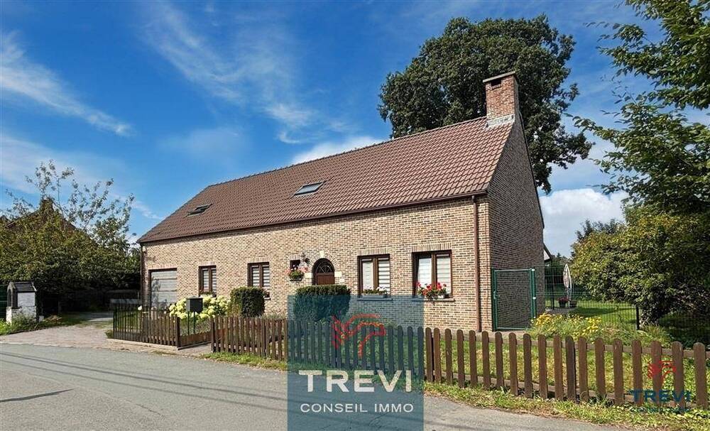 Maison à vendre à Saintes 1480 550000.00€ 4 chambres 200.00m² - Annonce 558176