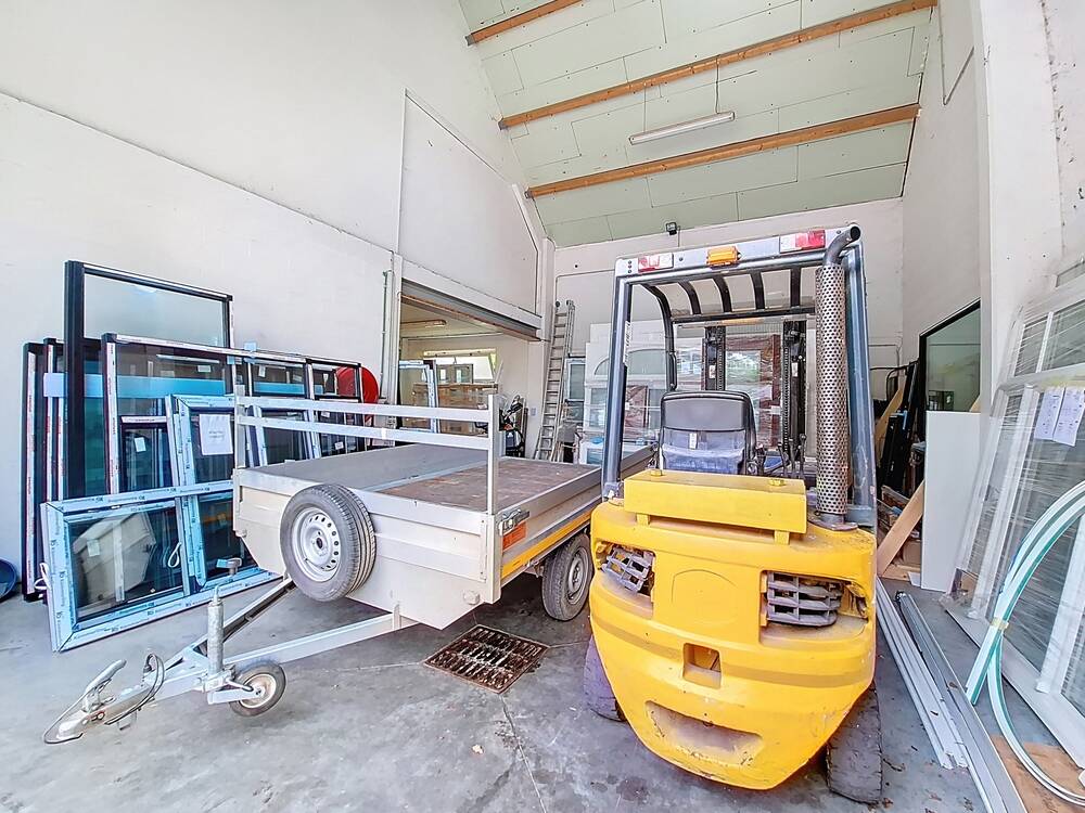 Immeuble de rapport - Immeuble à appartement à vendre à Chastre 1450 425000.00€ chambres 390.00m² - Annonce 560386