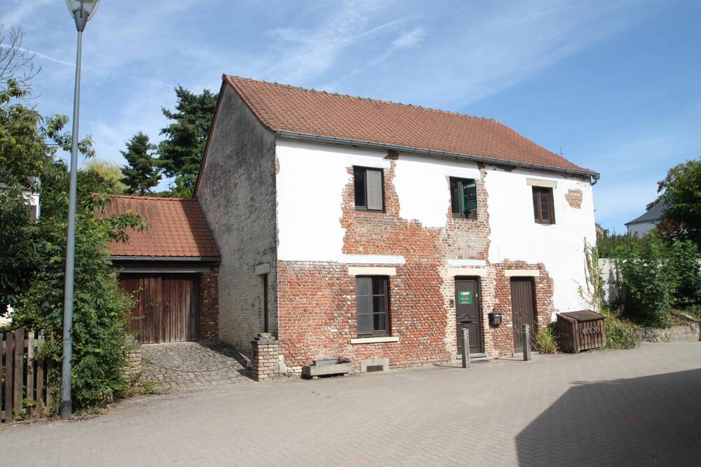 Huis te koop in Malèves-Sainte-Marie-Wastine 1360 250000.00€ 2 slaapkamers m² - Zoekertje 560595