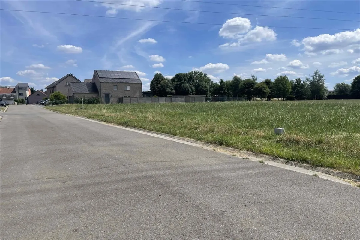 Grond te  koop in Merchtem 1785 228000.00€  slaapkamers m² - Zoekertje 560745