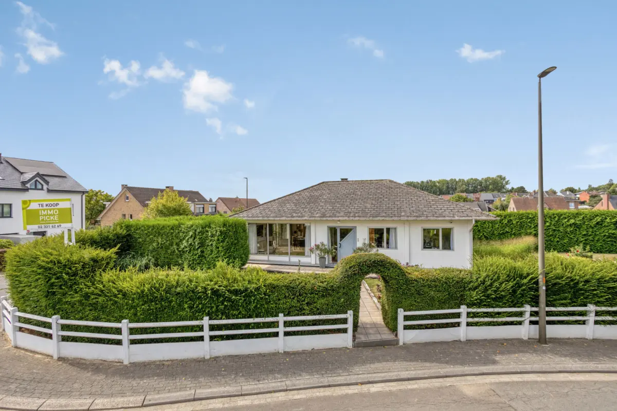 Bungalow à vendre à Lembeek 1502 380000.00€ 2 chambres 120.00m² - Annonce 562897