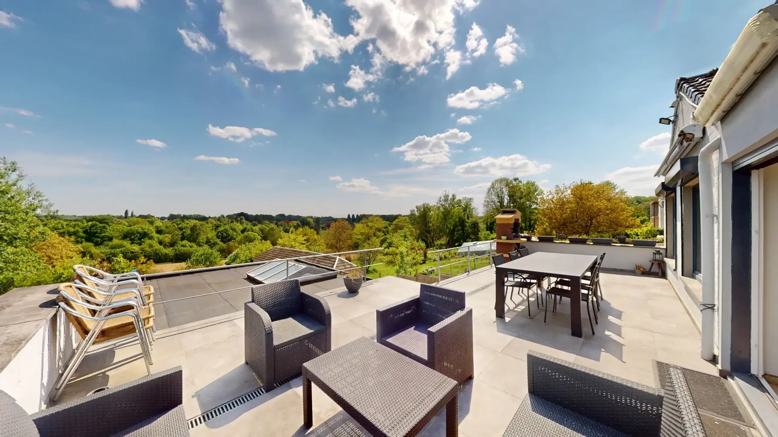 Immeuble mixte à vendre à Hoeilaart 1560 650000.00€ 3 chambres 348.00m² - Annonce 562105