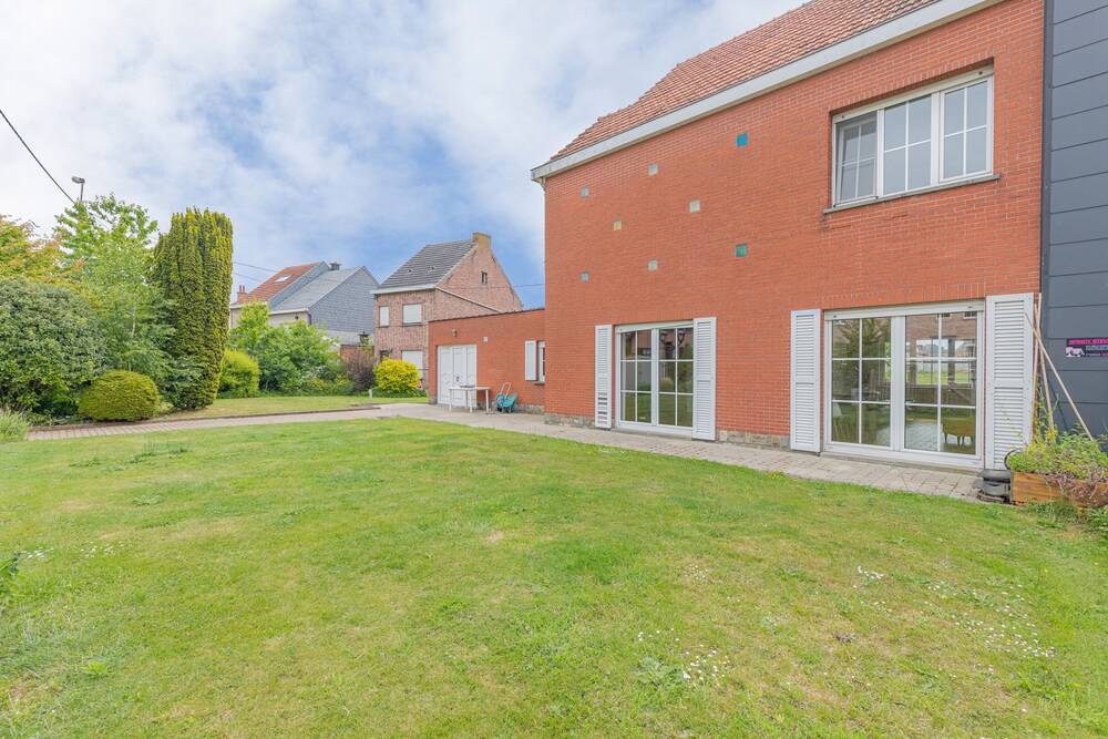 Maison à vendre à Merchtem 1785 380000.00€ 3 chambres 260.00m² - Annonce 562111