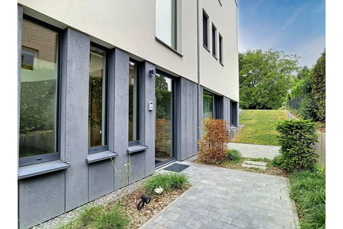 Villa te  huur in Waterloo 1410 4000.00€ 4 slaapkamers 380.00m² - Zoekertje 563491