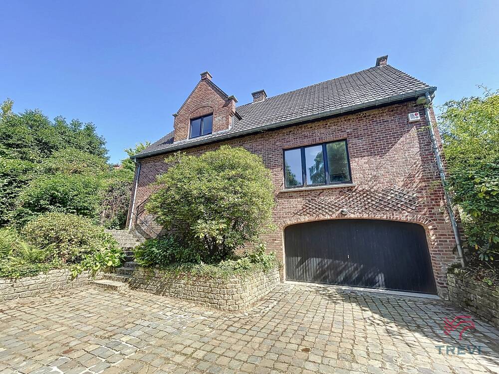 Huis te  huur in Beersel 1650 2150.00€ 3 slaapkamers 211.00m² - Zoekertje 563599