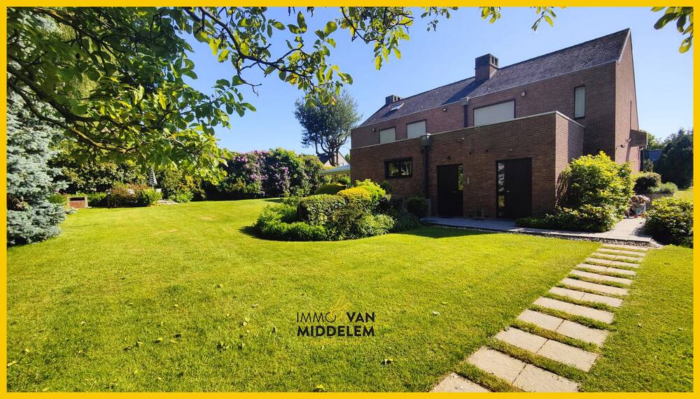 Villa te  koop in Liedekerke 1770 735000.00€ 4 slaapkamers 360.00m² - Zoekertje 563688
