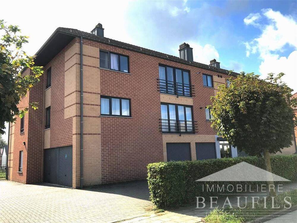Appartement te  huur in Nijvel 1400 950.00€ 2 slaapkamers 87.00m² - Zoekertje 563084