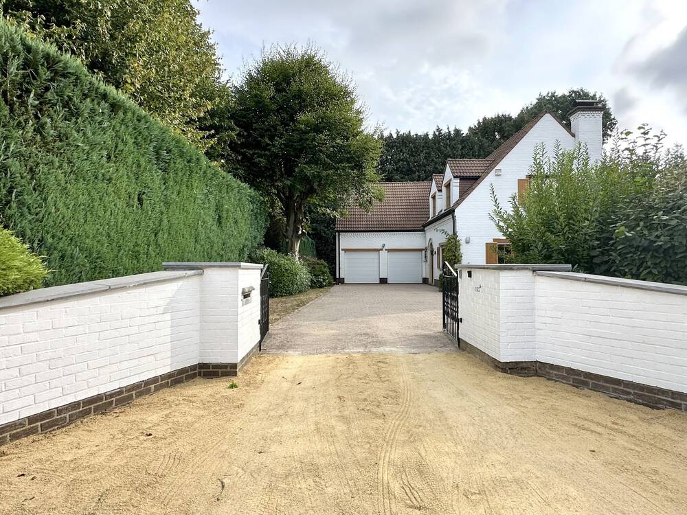 Maison à louer à Hoeilaart 1560 2800.00€ 5 chambres 301.00m² - Annonce 563498