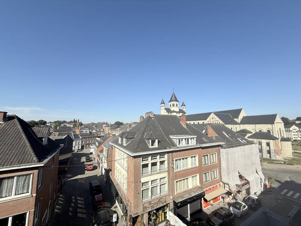 Appartement te  huur in Nijvel 1400 1200.00€ 3 slaapkamers 155.00m² - Zoekertje 564260