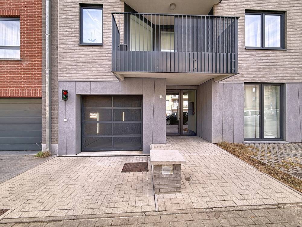 Parking te koop in Wemmel 1780 23000.00€ slaapkamers m² - Zoekertje 564327
