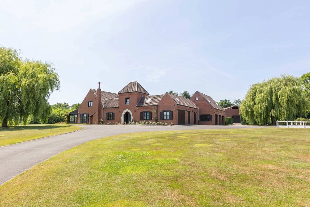 Maison à vendre à Chaumont-Gistoux 1325 1900000.00€ 6 chambres 540.00m² - Annonce 564611