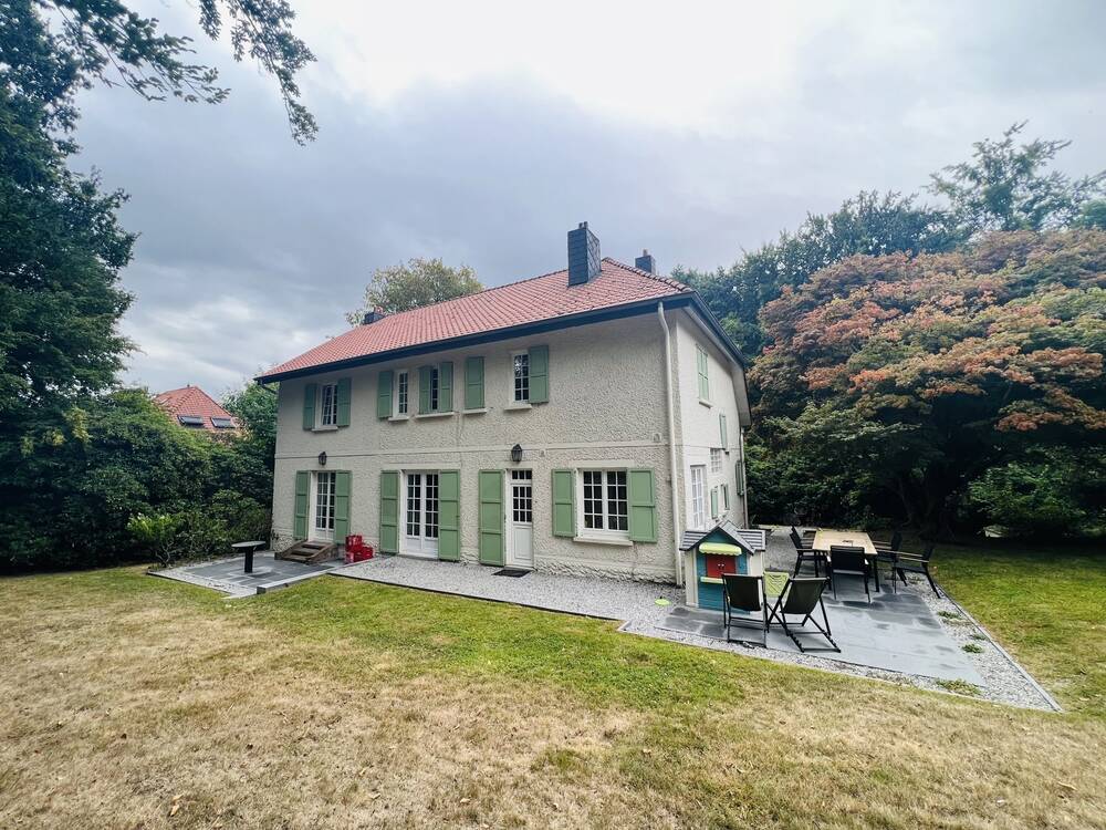 Villa te huur in Kraainem 1950 3500.00€ 5 slaapkamers 306.00m² - Zoekertje 565147