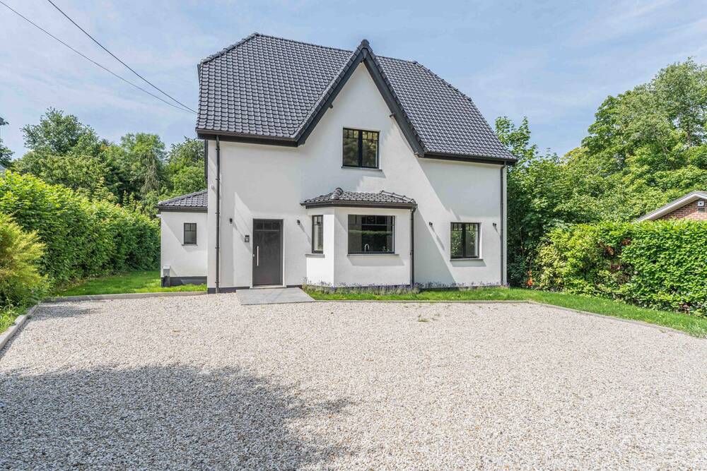 Huis te  koop in Genval 1332 995000.00€ 4 slaapkamers 235.00m² - Zoekertje 565096