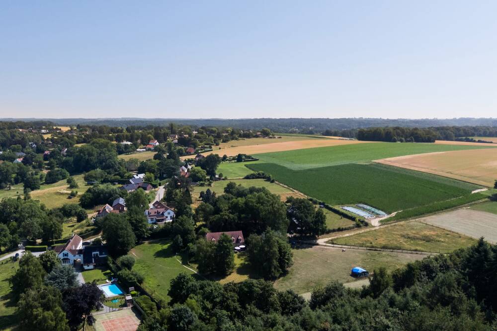 Huis te  koop in Chaumont-Gistoux 1325 995000.00€ 6 slaapkamers 225.00m² - Zoekertje 566430