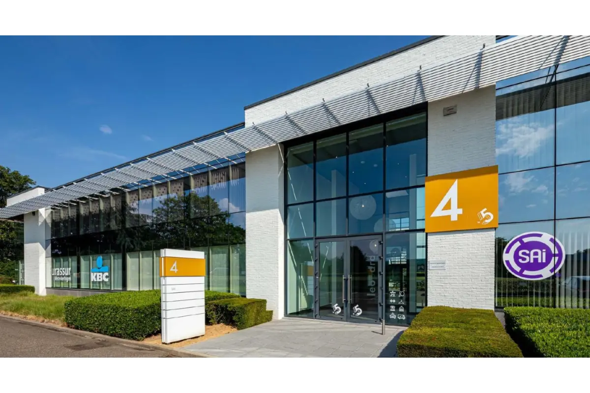 Commerce à louer à Zaventem 1930 4103.00€  chambres 469.00m² - Annonce 569228