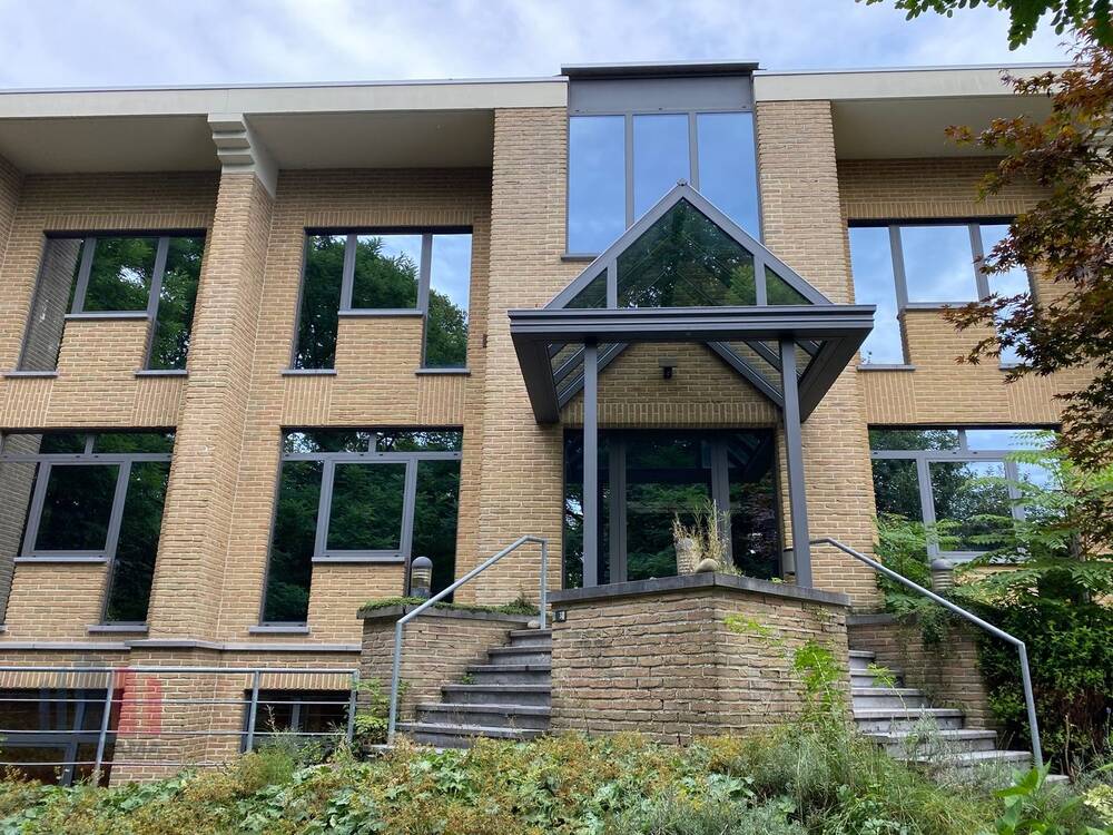 Handelszaak te huur in Zellik 1731 11990.00€ slaapkamers 1308.00m² - Zoekertje 569265