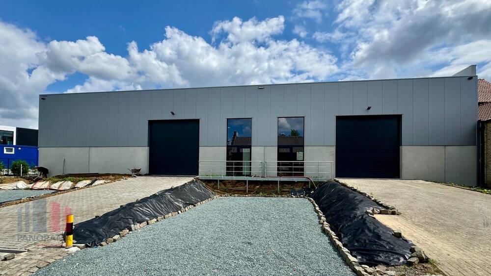 Handelszaak te  huur in Asse 1730 2495.00€  slaapkamers 338.00m² - Zoekertje 569428