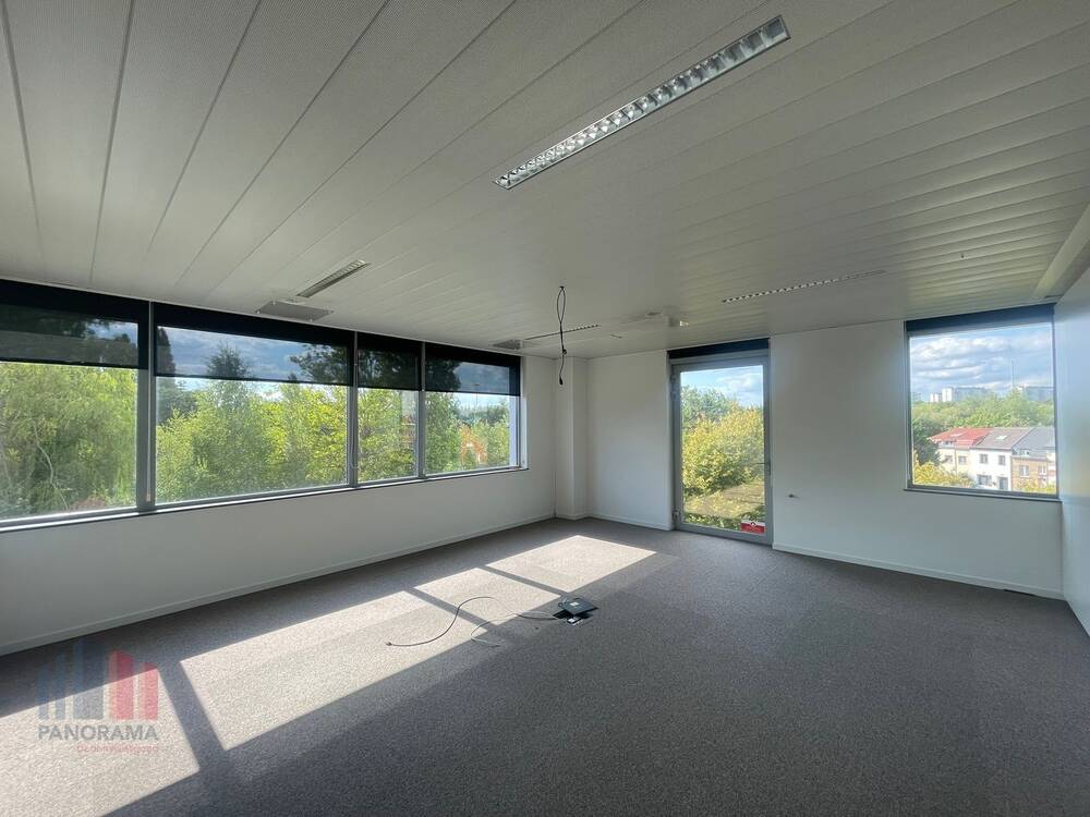 Handelszaak te  huur in Groot-Bijgaarden 1702 6375.00€  slaapkamers 510.00m² - Zoekertje 569258
