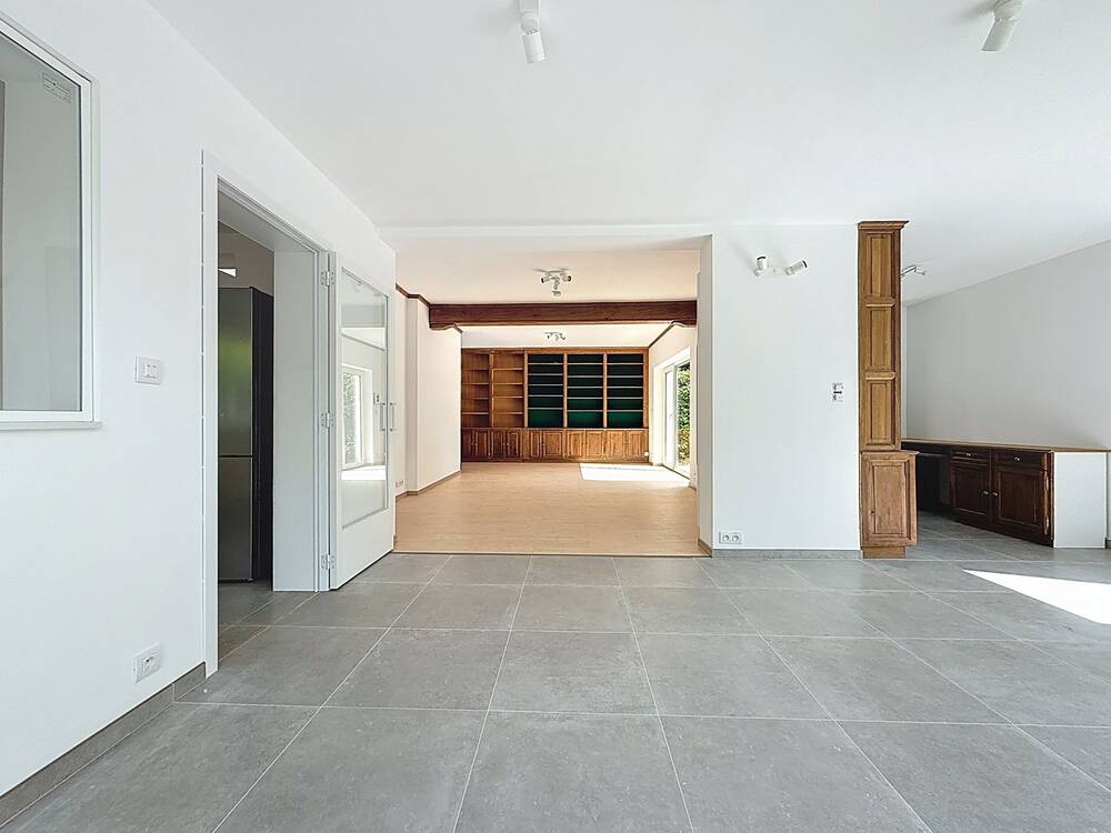 Huis te huur in Overijse 3090 2400.00€ 3 slaapkamers 238.00m² - Zoekertje 570300