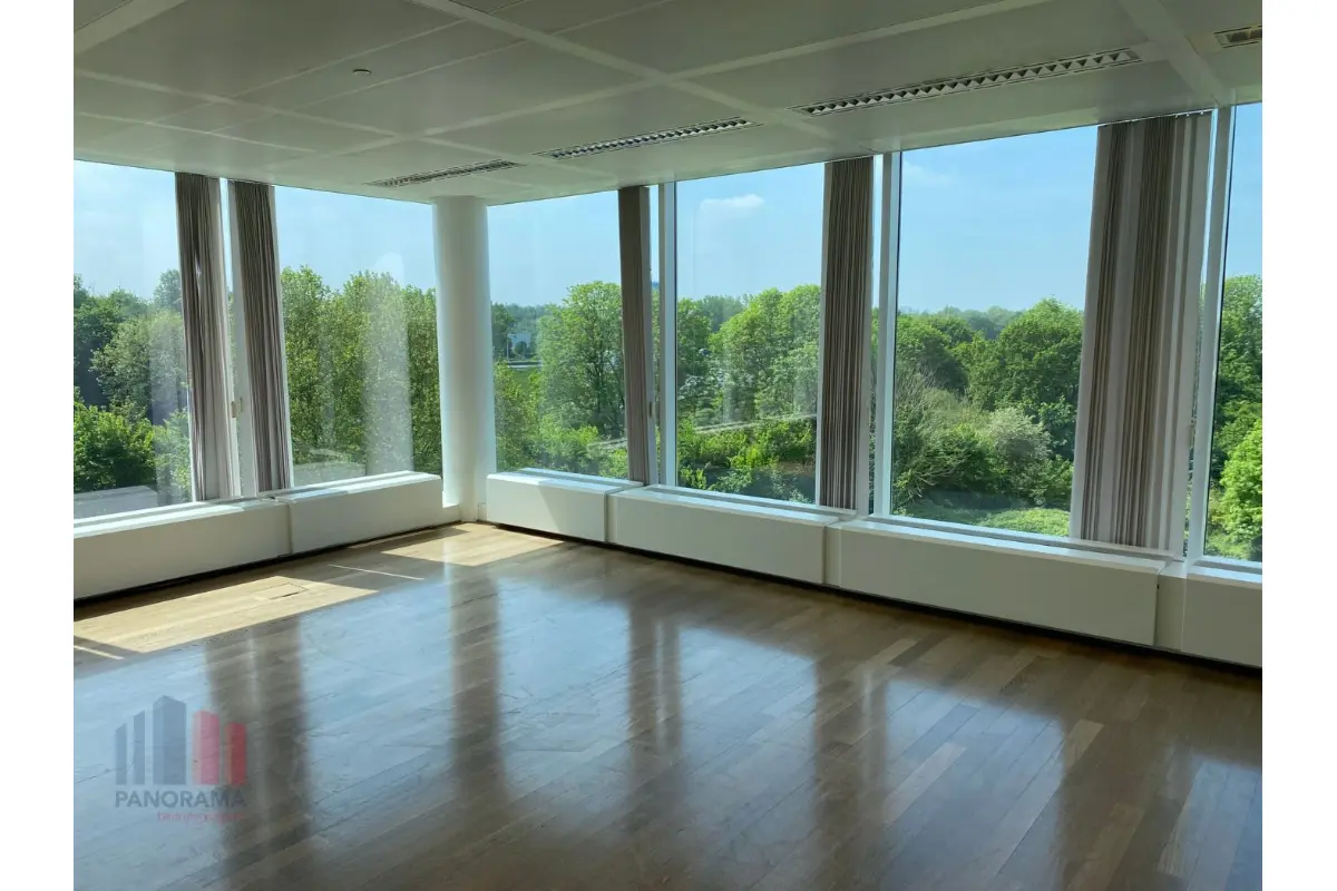 Handelszaak te  huur in Vilvoorde 1800 49010.00€  slaapkamers 4056.00m² - Zoekertje 569272