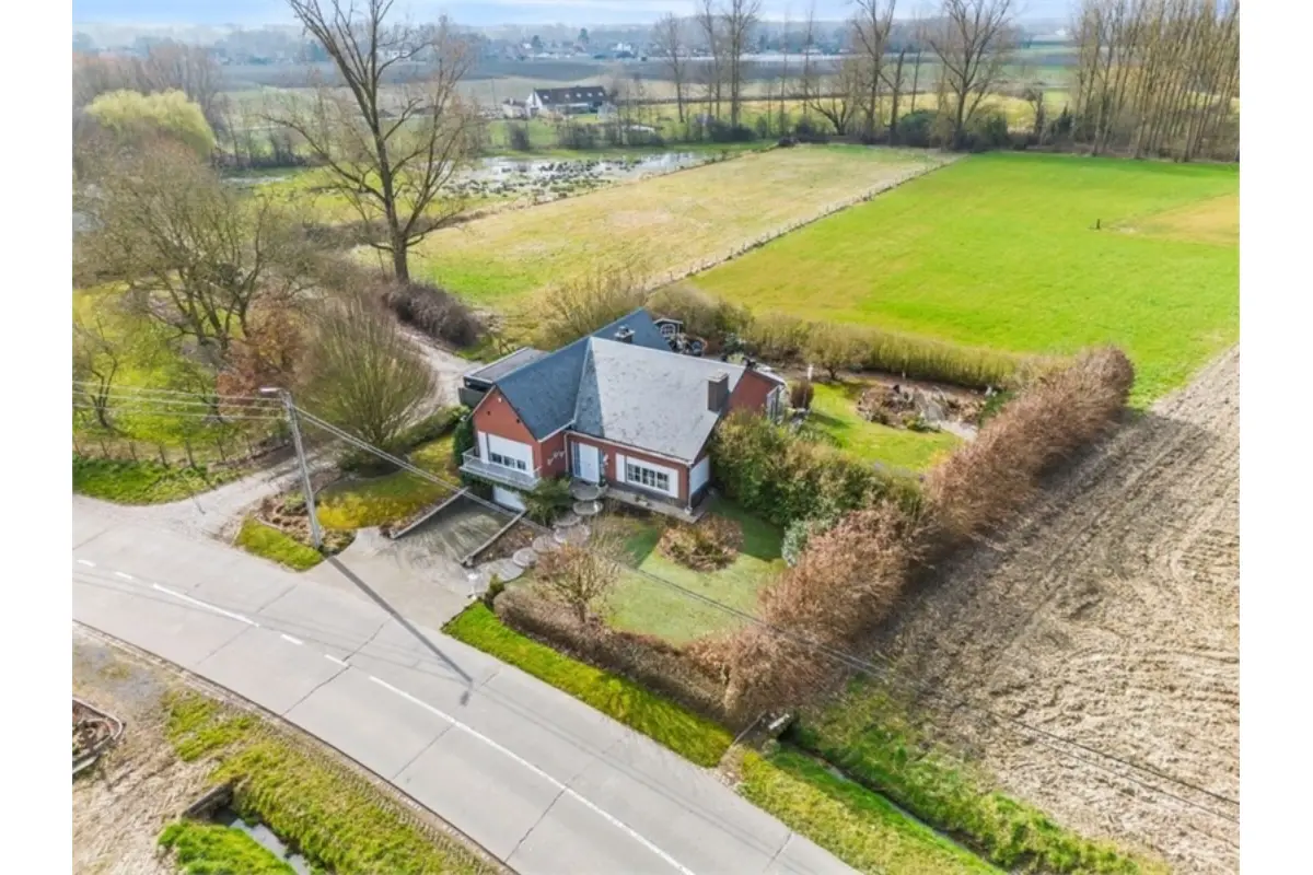 Huis te  koop in Zoutleeuw 3440 395000.00€ 3 slaapkamers m² - Zoekertje 568832