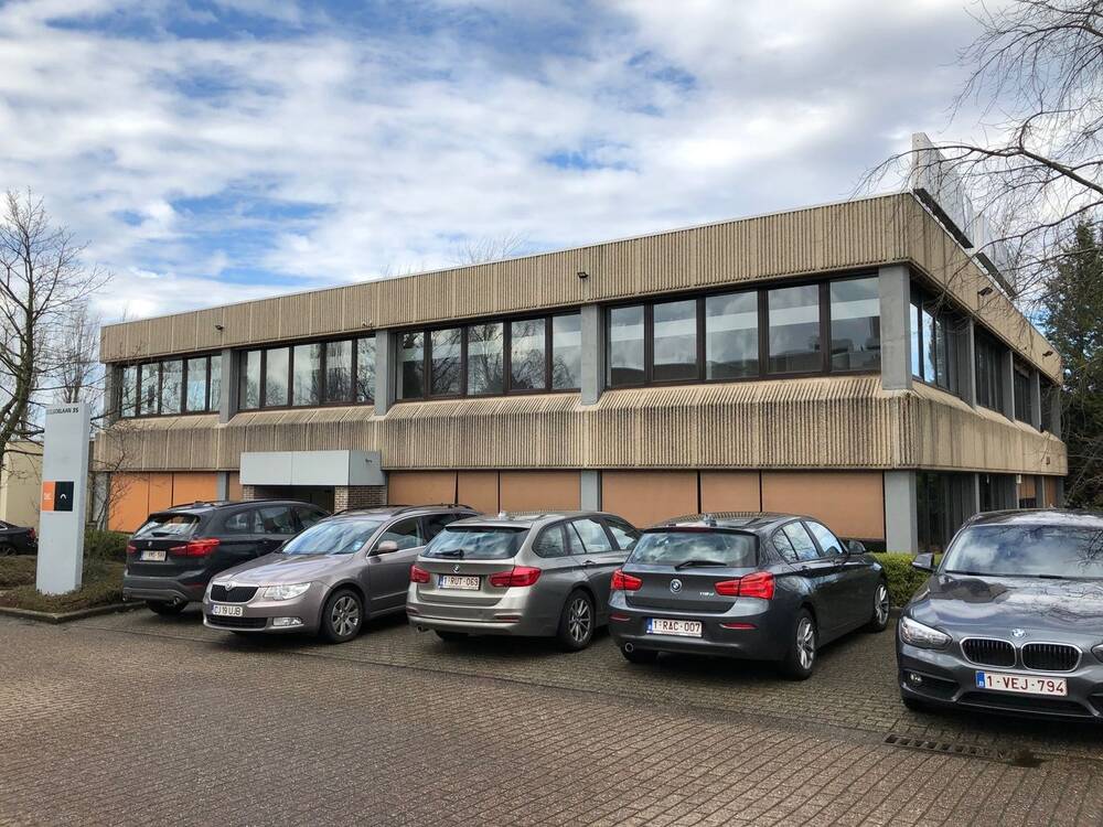 Commerce à louer à Zaventem 1930 2084.00€ chambres 500.00m² - Annonce 569418