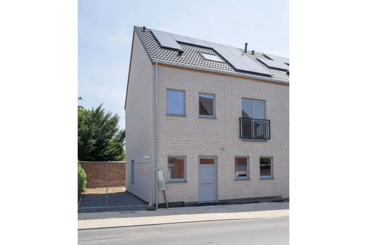 Huis te  koop in Hal 1500 420000.00€ 4 slaapkamers 171.00m² - Zoekertje 569993