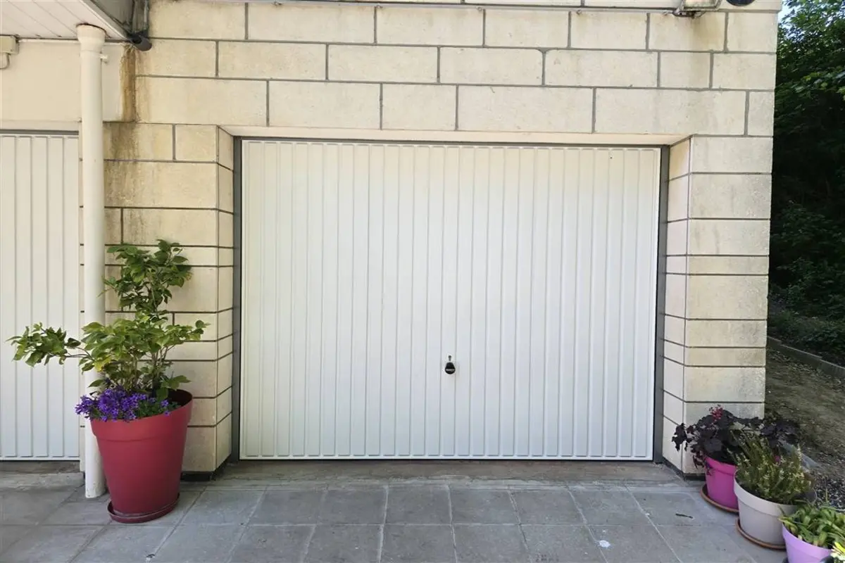 Box te  koop in Waver 1300 30000.00€  slaapkamers m² - Zoekertje 569741