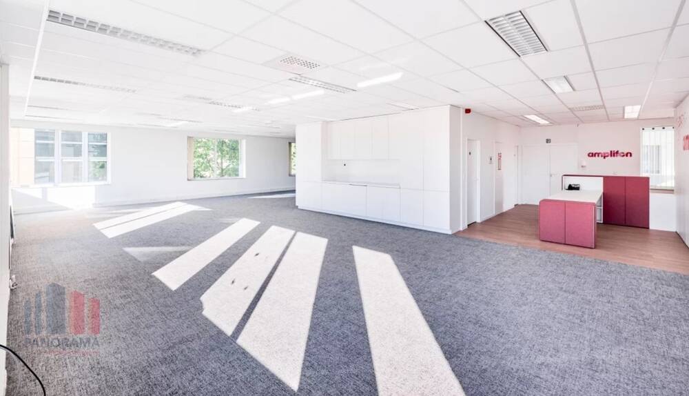 Commerce à louer à Dilbeek 1700 16456.00€  chambres 1580.00m² - Annonce 569273