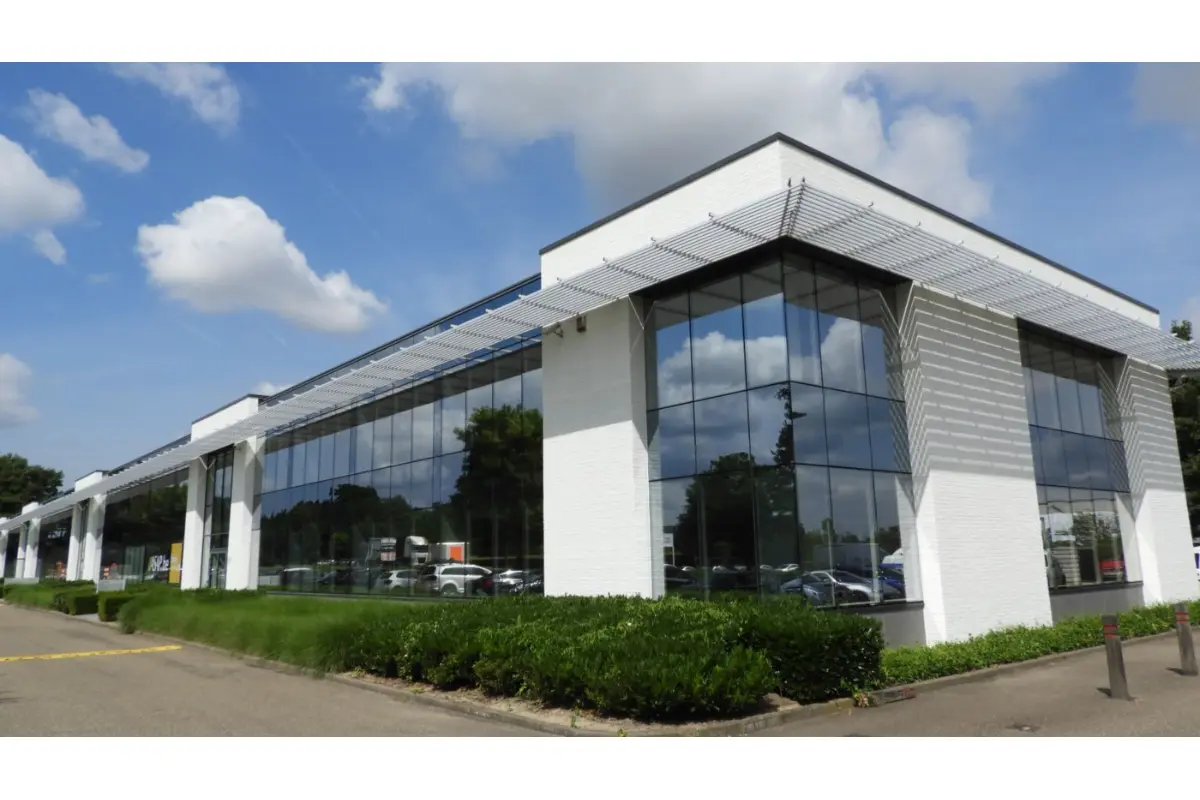 Commerce à louer à Zaventem 1930 2004.00€  chambres 229.00m² - Annonce 569229