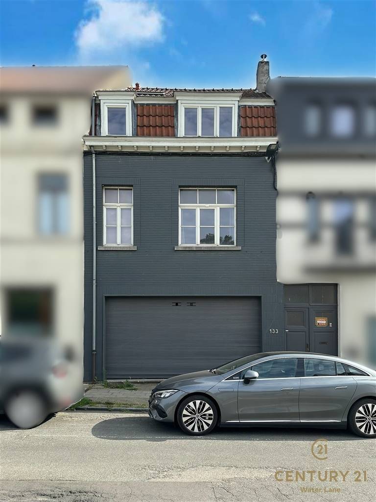 Huis te  koop in Waterloo 1410 589000.00€ 5 slaapkamers 300.00m² - Zoekertje 570809