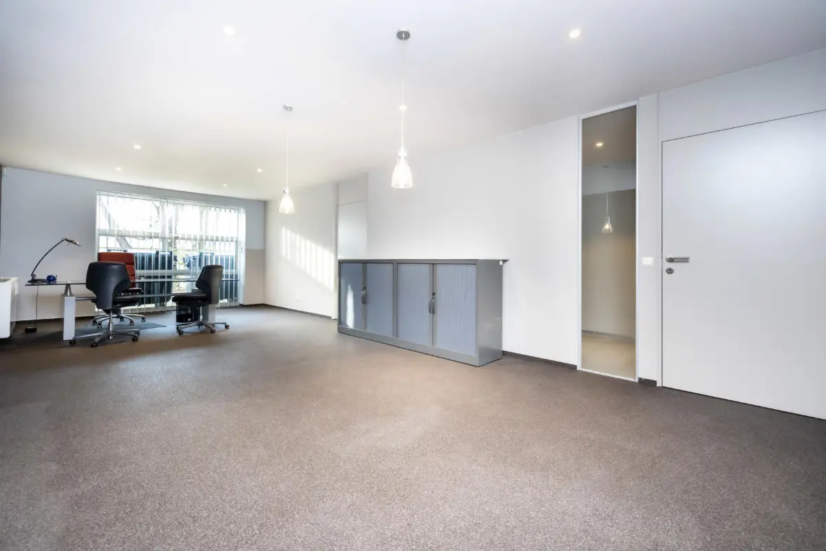 Commerce à louer à Zaventem 1930 1105.00€  chambres 58.00m² - Annonce 573679