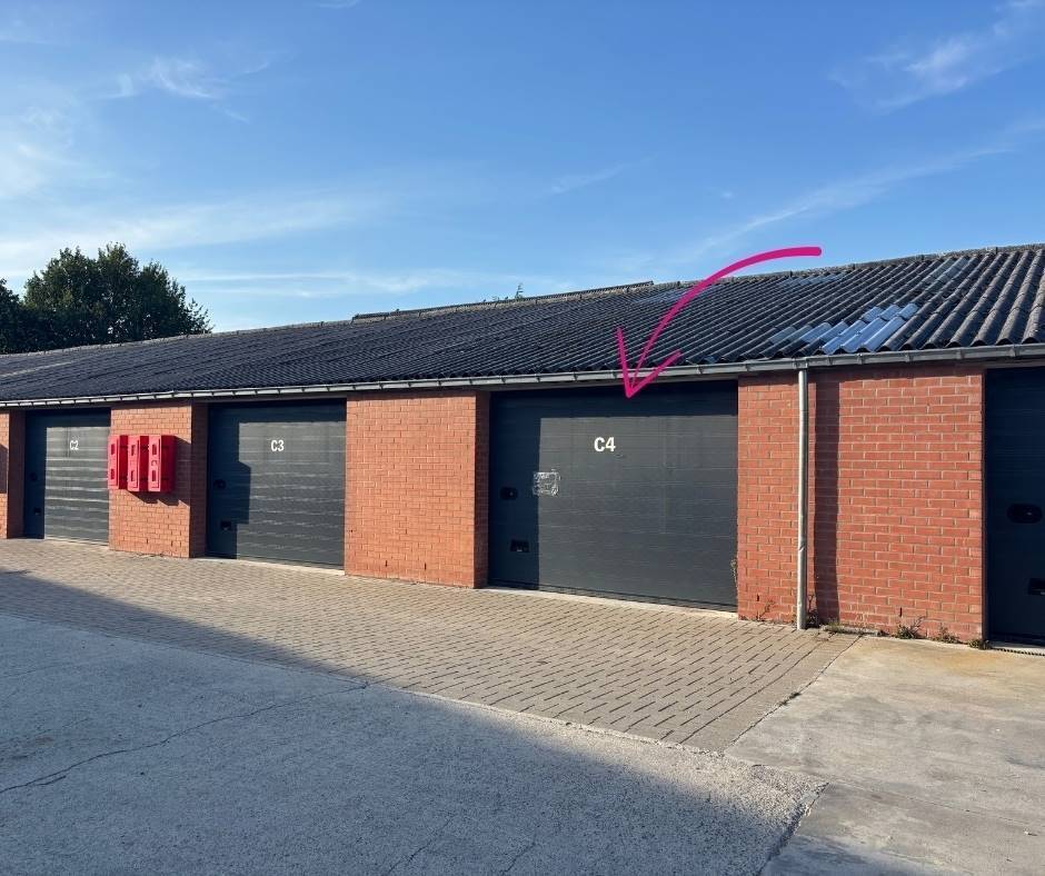 Parking / garage à louer à Marbais 1495 450.00€ chambres m² - Annonce 573387