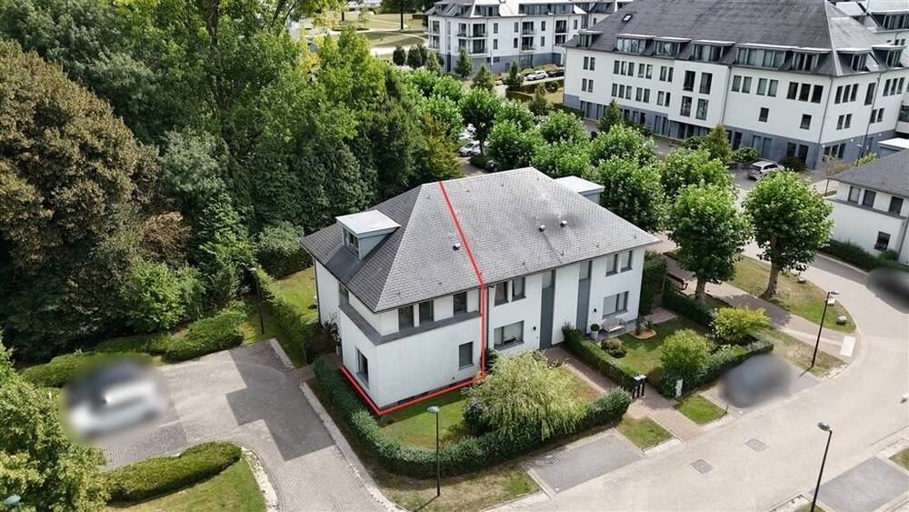 Huis te  koop in Waterloo 1410 690000.00€ 4 slaapkamers 155.00m² - Zoekertje 573439