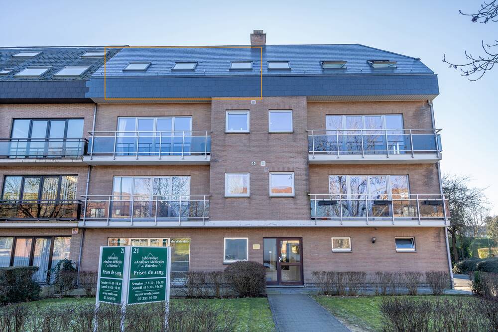Studio à  à Waterloo 1410 800.00€  chambres 40.00m² - Annonce 575171