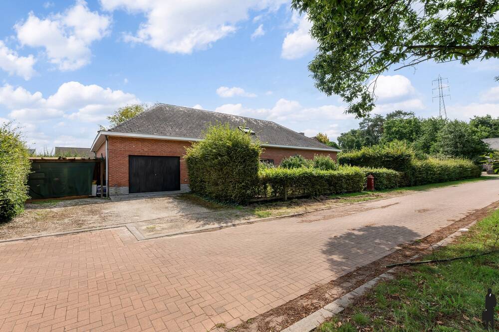 Huis te  koop in Keerbergen 3140 425000.00€ 7 slaapkamers 351.00m² - Zoekertje 574367