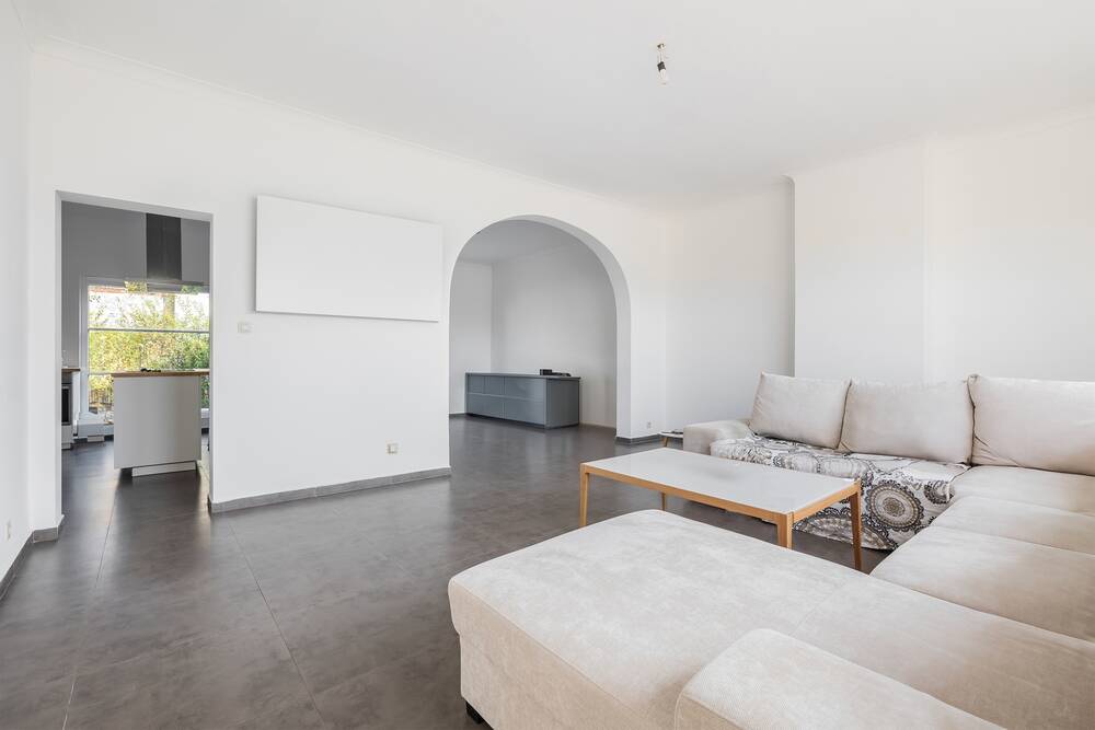 Huis te  koop in Huizingen 1654 365000.00€ 3 slaapkamers 223.00m² - Zoekertje 574745