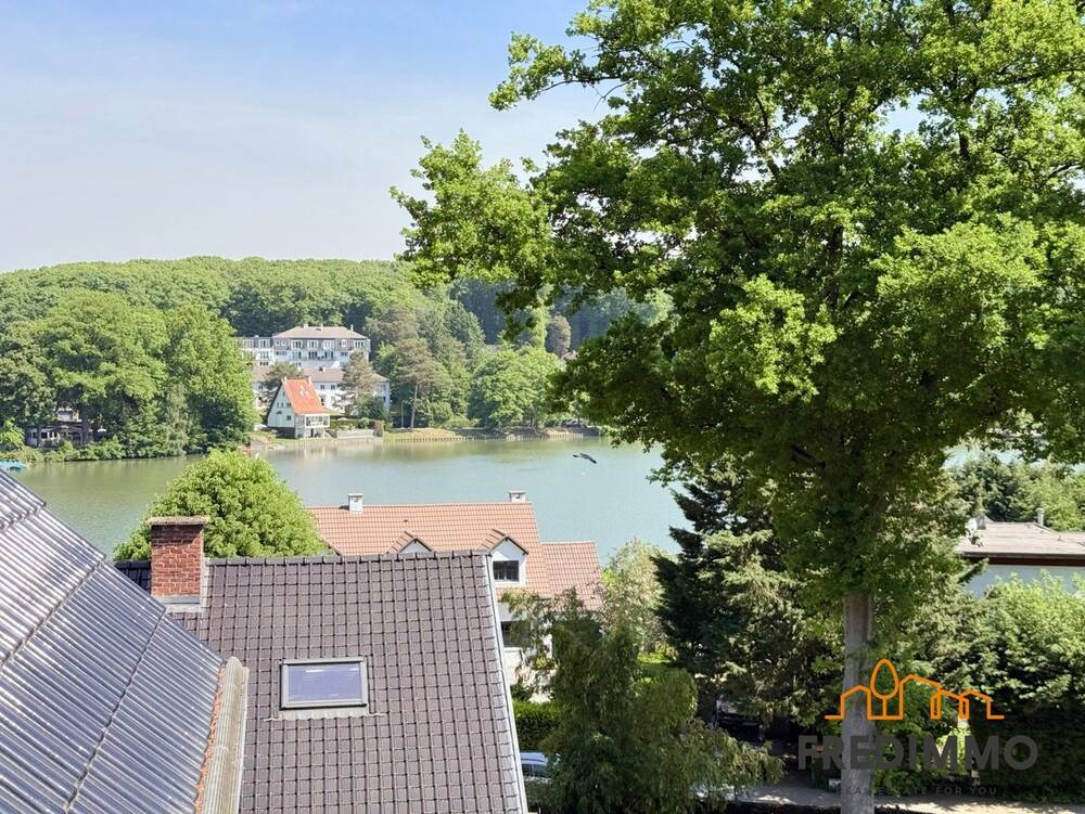 Huis te  koop in Genval 1332 740000.00€ 4 slaapkamers 228.00m² - Zoekertje 575277