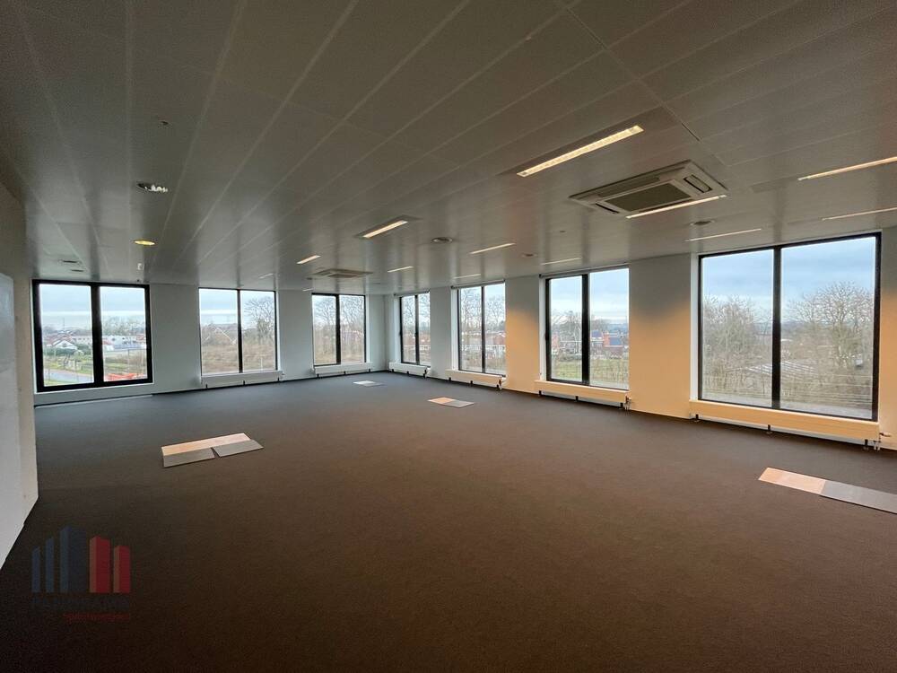 Handelszaak te  huur in Asse 1730 6829.00€  slaapkamers 745.00m² - Zoekertje 575536