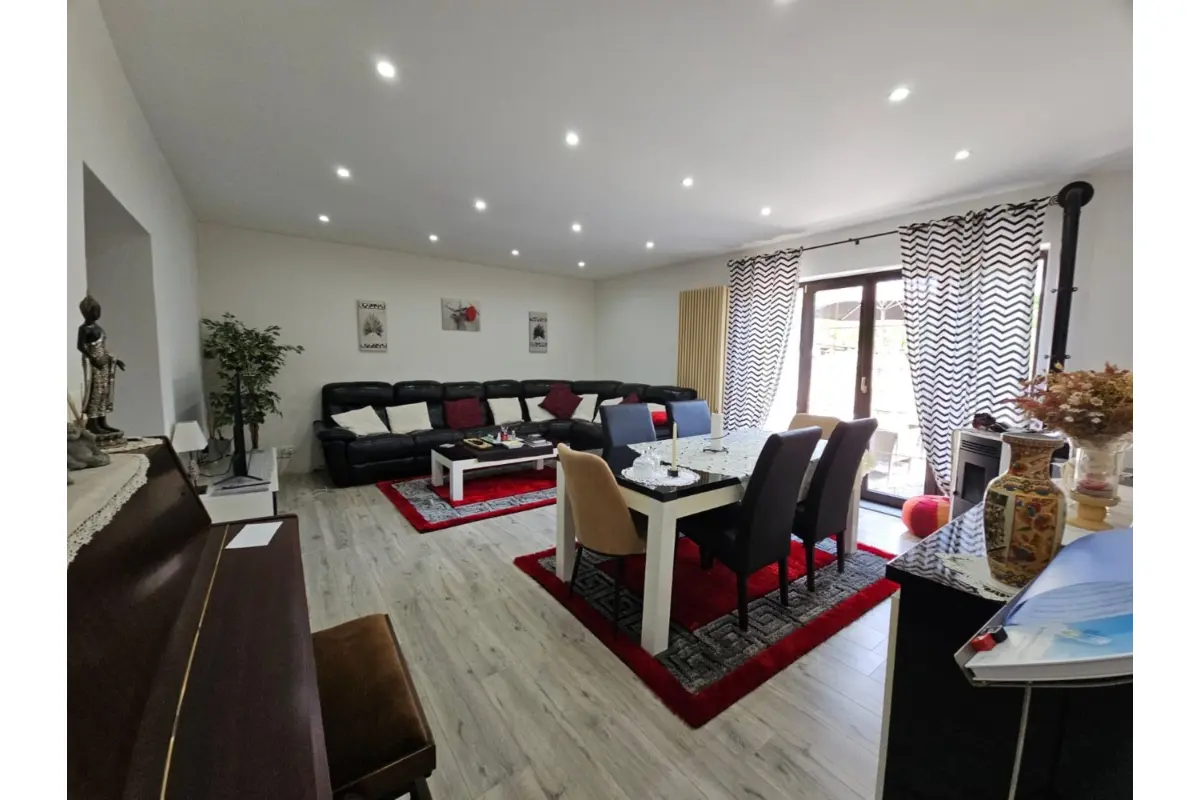 Maison à vendre à Gammerages 1570 345000.00€ 4 chambres m² - Annonce 575689