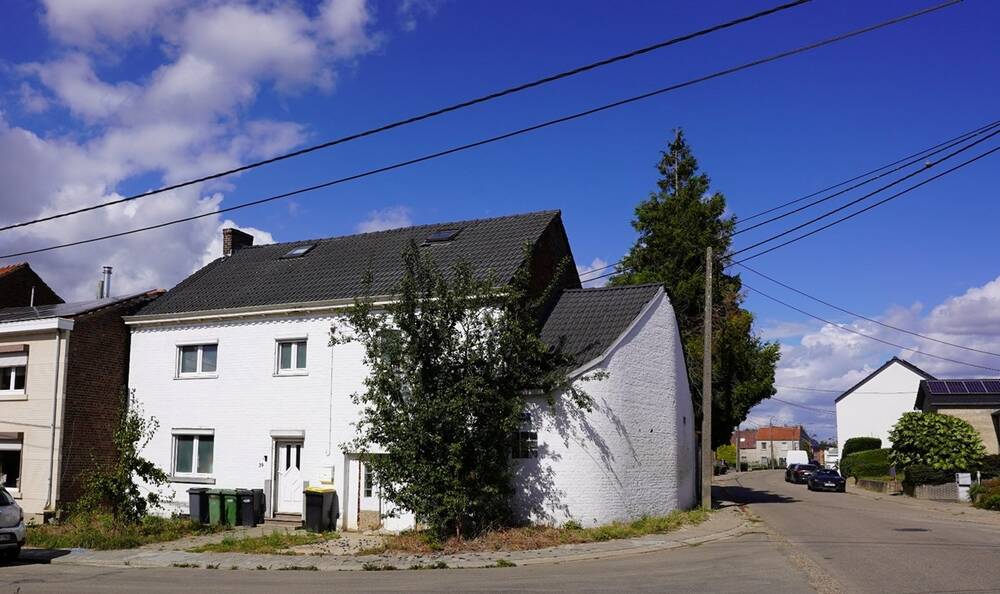 Huis te  koop in Waasmont 3401 279900.00€ 7 slaapkamers 350.00m² - Zoekertje 575415