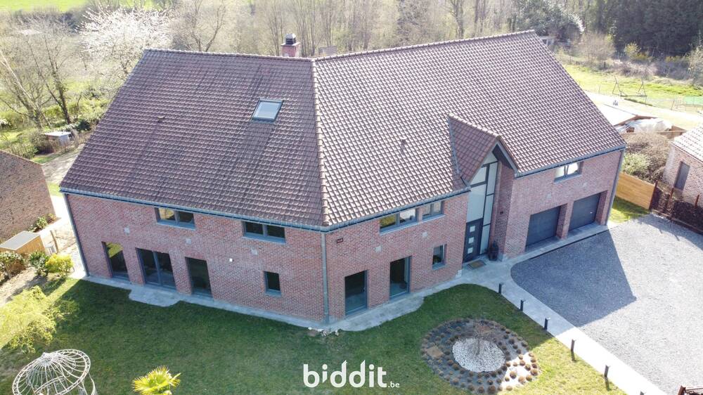 Villa te  koop in Itter 1460 900000.00€ 6 slaapkamers 850.00m² - Zoekertje 576289