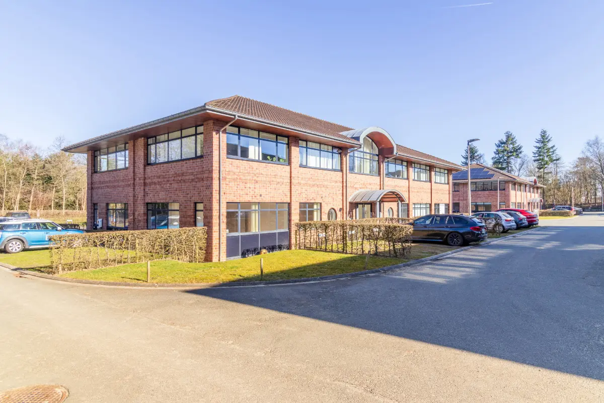 Handelszaak te  koop in Lasne 1380 725000.00€  slaapkamers 527.00m² - Zoekertje 575925