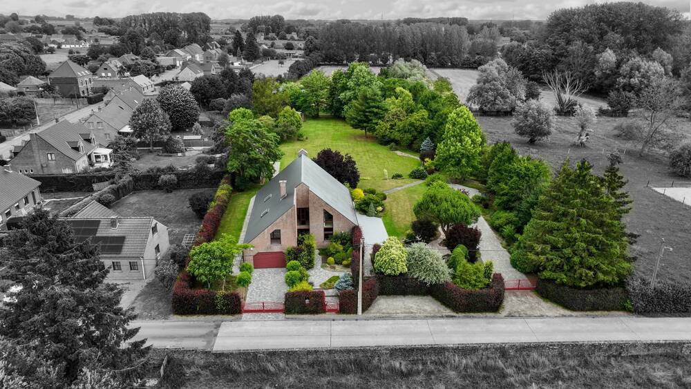 Maison à à Chièvres 7950 2500.00€ 4 chambres 362.00m² - Annonce 576067