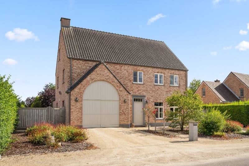 Villa te  koop in Baal 3128 865000.00€ 4 slaapkamers 319.00m² - Zoekertje 575452